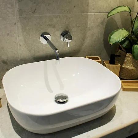 5* Gpk Lux - Central Location - With Balcony *